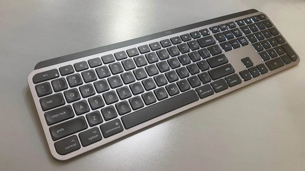Mejores teclados para escribir-Logitech MX Key S